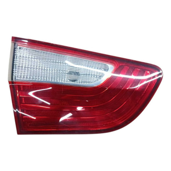 Lanterna Tampa Traseira Lado Direito Grand Siena 2015 Direito/passageiro Vermelho