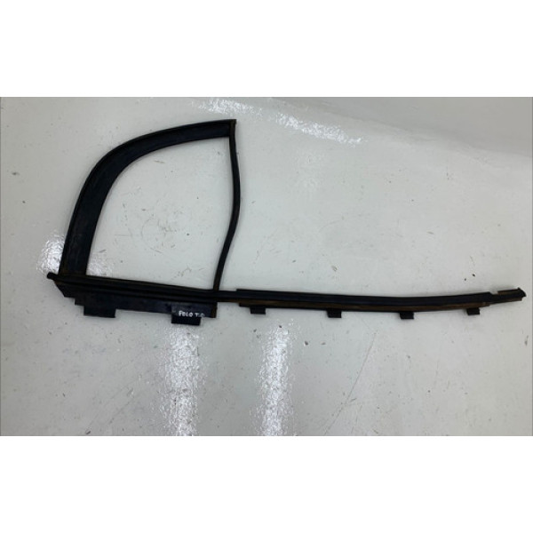 Guarnição Porta Traseira Direita Polo 2009