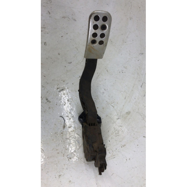 Pedal De Acelerador Com Detalhe Citroen Aircross 2013