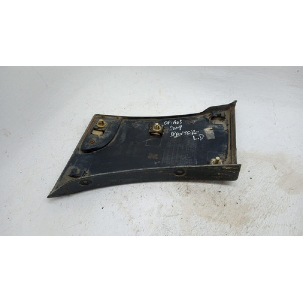 Guia Do Paralama Dianteiro Direito Kia Opirus 2009