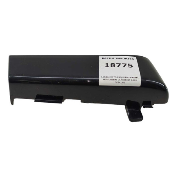 Acabamento Esquerdo Painel Mitsubishi Lancer Gt 2015 Detalhe