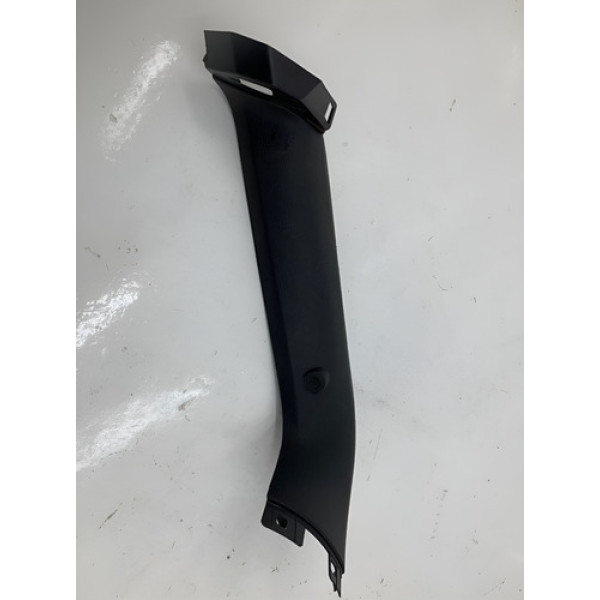 Moldura Interna Lado Direito Porta Malas Bmw X1 2011 Preto