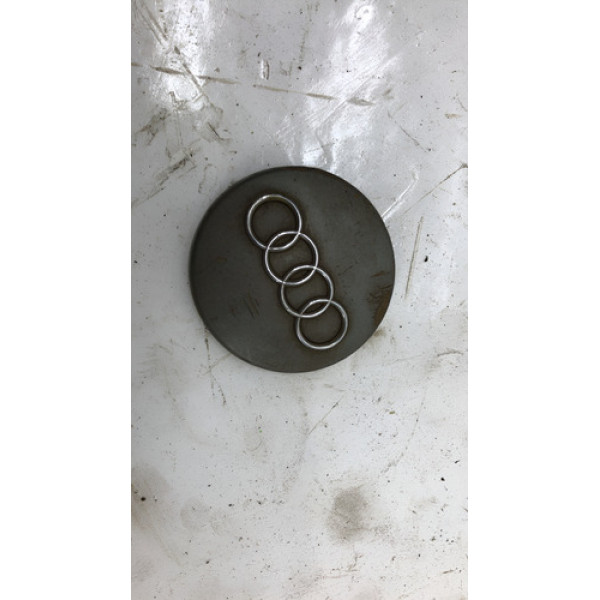 Calotinha De Roda Audi A3 2002 4b0601170 - Prateado