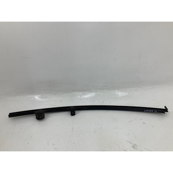 Guia Vidro Porta Traseira Esquerda Mitsubishi Lancer 1994