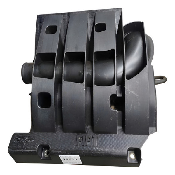 Tampa Superior Cobertura Motor Siena Strada 2010 2011 2012 Preto