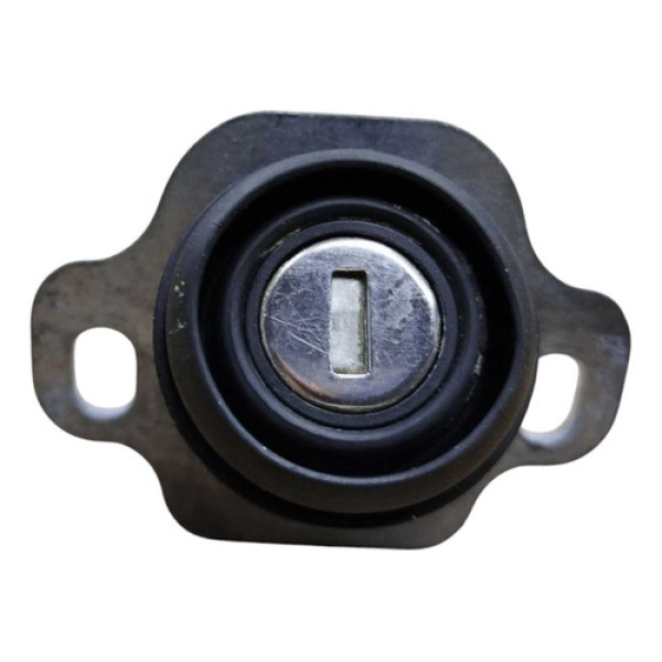 Cilindro Miolo Fechadura Porta Malas Volkswagen Saveiro 2017