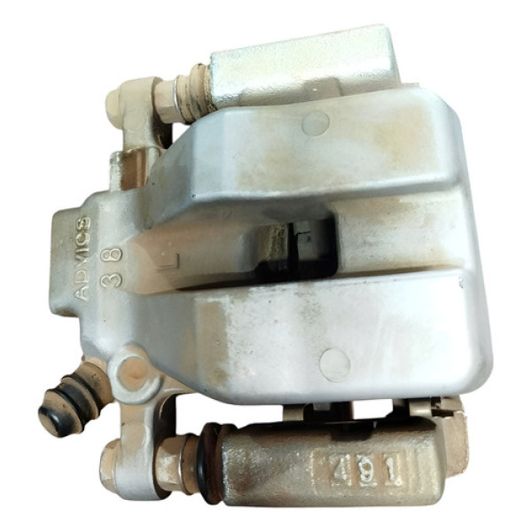 Pinça Freio Traseira Esquerda Toyota Corolla Cross 2022