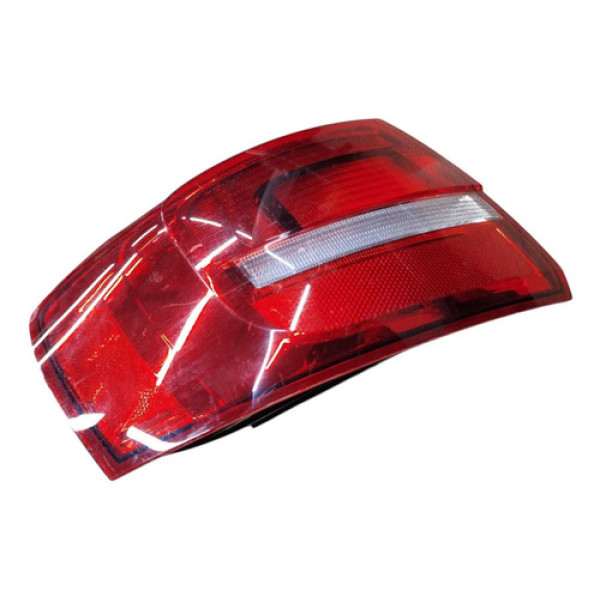 Lanterna Esquerda Carroceria Jetta Confortiline 2015 Detalhe Esquerdo/motorista Vermelha