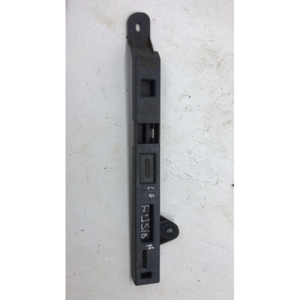 Guia Do Parachoque Traseiro Esquerdo Ford Fusion 2013