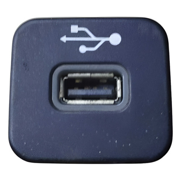 Entrada Usb Argo Strada Renegade Toro 2016 2017 2018 Preto