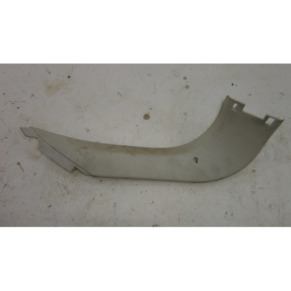 Acabamento Tampa Traseira Esquerda Ford Focus 2015