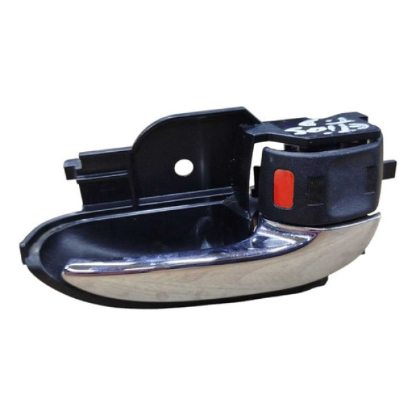 Maçaneta Externa Toyota Etios Porta Traseira Direita 2014 Prateado Traseira