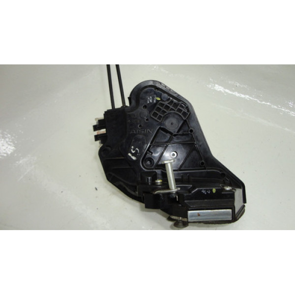 Fechadura Traseira Esquerda Toyota Corolla 16