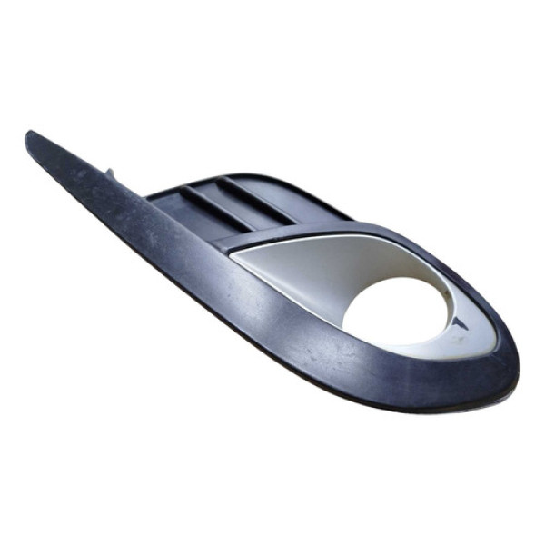 Acabamento Farol Milha Direito Grand Siena 2014 2015 Detalhe Preta Direito